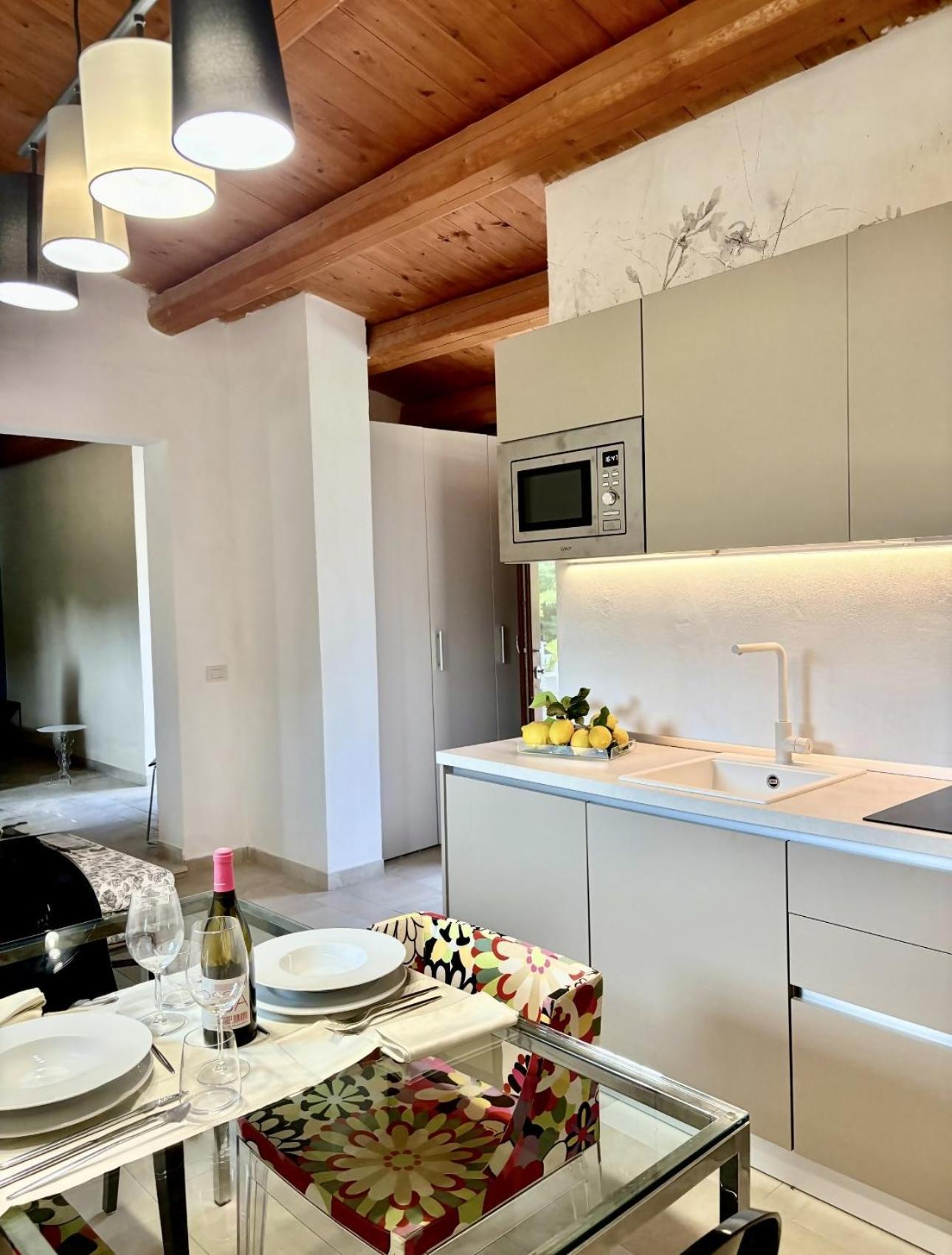 Torre Dantona Country Suites Поццалло Экстерьер фото